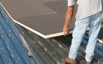 benefits of insulating Patney flat roofing